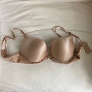 Victoria’s Secret Bombshell Plunge Bra 34B